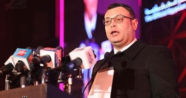 وزير الإسكان يراقب تقدم تنفيذ مشروع خط المياه من محطة تحلية مياه البحر 2 وزير الإسكان يراقب تقدم تنفيذ مشروع خط المياه من محطة تحلية مياه البحر