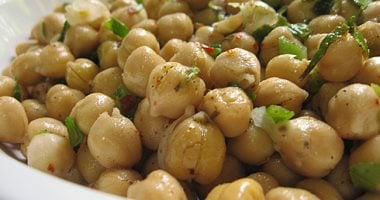 الحمص الأخضر.. كنز مصري قديم يعزز المناعة ويكافح الأملاح الزائدة 2 الحمص الأخضر.. كنز مصري قديم يعزز المناعة ويكافح الأملاح الزائدة