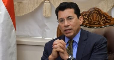 وزير الشباب والرياضة يعرض إنجازات الرياضة المصرية 2 وزير الشباب والرياضة يعرض إنجازات الرياضة المصرية