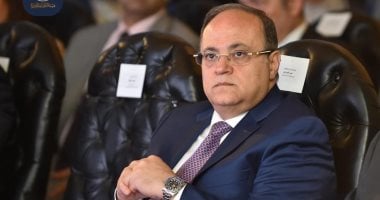 هيئة الدواء: نعمل على زيادة انتشار الدواء المصري في الأسواق العالمية 2 هيئة الدواء: نعمل على زيادة انتشار الدواء المصري في الأسواق العالمية