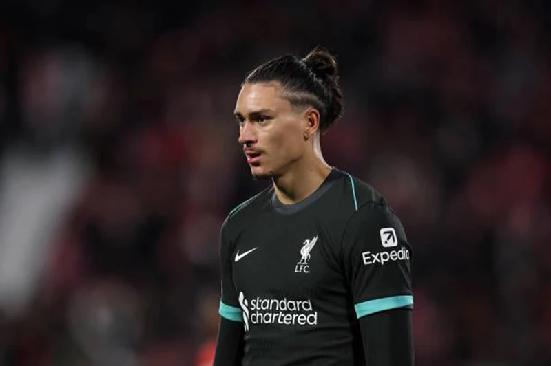 صباح أوروبي: نونيز يترك ليفربول، شكوى برشلونة، وغضب كونتي 2 صباح أوروبي: نونيز يترك ليفربول، شكوى برشلونة، وغضب كونتي