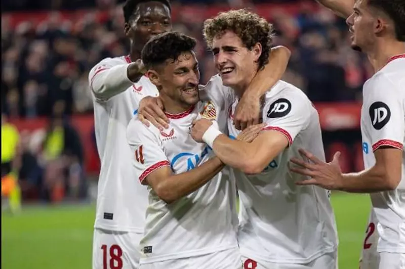 إشبيلية يتعادل مع آلافيس ويتوقف عن الخسائر في الدوري الإسباني 2 إشبيلية يتعادل مع آلافيس ويتوقف عن الخسائر في الدوري الإسباني