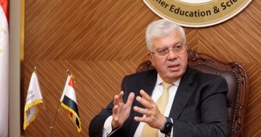 وزير التعليم العالي يعلن عن صدور قرارات جمهورية لتعيين قيادات جديدة في الجامعات 2 وزير التعليم العالي يعلن عن صدور قرارات جمهورية لتعيين قيادات جديدة في الجامعات