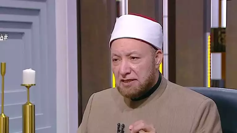 أمين الفتوى يشرح حكم تخصيص الأب لممتلكاته للذكور فقط دون الإناث - فيديو 2 أمين الفتوى يشرح حكم تخصيص الأب لممتلكاته للذكور فقط دون الإناث – فيديو