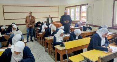 رئيس كنترول الثانوية الأزهرية لليوم السابع: 173616 طالبا يتوجهون للامتحانات 2 رئيس كنترول الثانوية الأزهرية لليوم السابع: 173616 طالبا يتوجهون للامتحانات