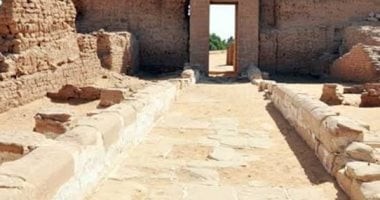 معبد قصر الزيان.. أثر تاريخي في الصحراء يمثل طريق التجارة في مصر القديمة 2 معبد قصر الزيان.. أثر تاريخي في الصحراء يمثل طريق التجارة في مصر القديمة