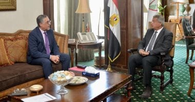 رئيس الإعلام يناقش سبل التعاون مع رئيس هيئة الاستثمار 2 رئيس الإعلام يناقش سبل التعاون مع رئيس هيئة الاستثمار
