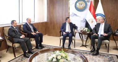 وزير البترول: الحكومة تتبنى استراتيجية شاملة لمواجهة تحديات قطاع الطاقة 2 وزير البترول: الحكومة تتبنى استراتيجية شاملة لمواجهة تحديات قطاع الطاقة