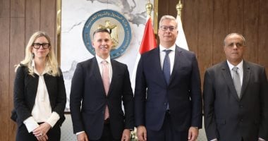 وزير البترول: نعمل على برنامج مكثف لزيادة الإنتاج وتقليل فاتورة الاستيراد 2 وزير البترول: نعمل على برنامج مكثف لزيادة الإنتاج وتقليل فاتورة الاستيراد