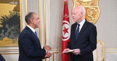 وزير الخارجية ينقل رسالة خطية من الرئيس السيسي إلى نظيره التونسي 2 وزير الخارجية ينقل رسالة خطية من الرئيس السيسي إلى نظيره التونسي
