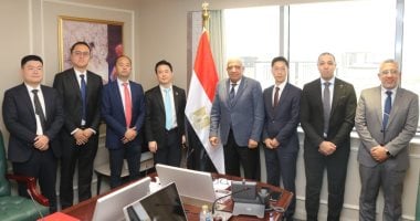 وزير الكهرباء يناقش مع هواوى التعاون في الطاقة المتجددة وأنظمة التخزين 2 وزير الكهرباء يناقش مع هواوى التعاون في الطاقة المتجددة وأنظمة التخزين