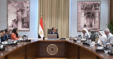 رئيس الوزراء يراقب التطورات في مشروع مدينة "رأس الحكمة" 2 رئيس الوزراء يراقب التطورات في مشروع مدينة “رأس الحكمة”