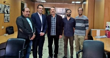 محمد السيد الشاذلي يشارك في جولة مع زملائه في نقابة الصحفيين بالإسكندرية 2 محمد السيد الشاذلي يشارك في جولة مع زملائه في نقابة الصحفيين بالإسكندرية