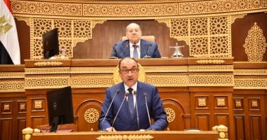 وزير قطاع الأعمال: نعمل على مشاريع لتوطين التكنولوجيا الصناعية 2 وزير قطاع الأعمال: نعمل على مشاريع لتوطين التكنولوجيا الصناعية