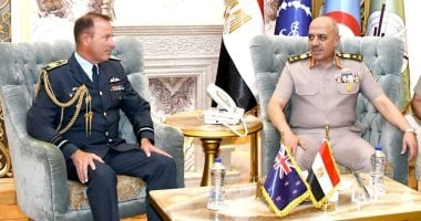 الفريق أحمد خليفة، رئيس أركان حرب القوات المسلحة، يلتقي قائد دفاع نيوزيلندا 2 الفريق أحمد خليفة، رئيس أركان حرب القوات المسلحة، يلتقي قائد دفاع نيوزيلندا