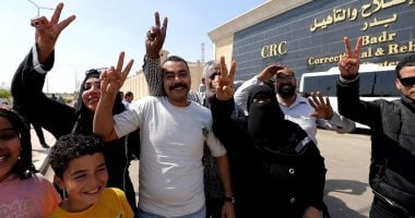 المفرج عنهم بمناسبة عيد تحرير سيناء يعربون عن شكرهم للرئيس السيسي: جمع شملنا (فيديو) 2 المفرج عنهم بمناسبة عيد تحرير سيناء يعربون عن شكرهم للرئيس السيسي: جمع شملنا (فيديو)