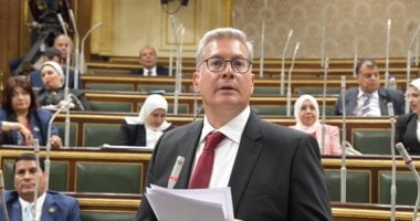 وزير البترول: 60% من الغاز تُستخدم لتوليد الكهرباء ونسعى لتحقيق 42% من الطاقة المتجددة 2 وزير البترول: 60% من الغاز تُستخدم لتوليد الكهرباء ونسعى لتحقيق 42% من الطاقة المتجددة