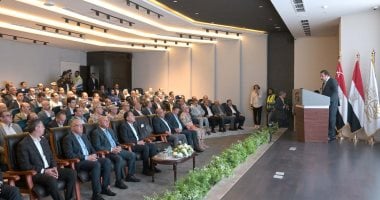 رئيس الوزراء يتلقى عرضًا حول مشروعات جهاز مستقبل مصر في الجمهورية 2 رئيس الوزراء يتلقى عرضًا حول مشروعات جهاز مستقبل مصر في الجمهورية