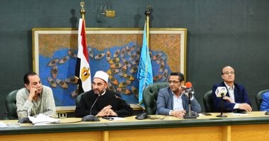 نقابة الصحفيين تكرم الدكتور سالم عبد الجليل وتمنحه شهادة تقدير 2 نقابة الصحفيين تكرم الدكتور سالم عبد الجليل وتمنحه شهادة تقدير