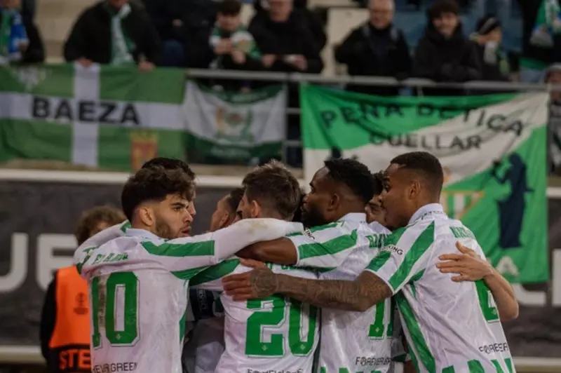 ريال بيتيس يحقق فوزًا على جيرونا في الدوري الإسباني 2 ريال بيتيس يحقق فوزًا على جيرونا في الدوري الإسباني