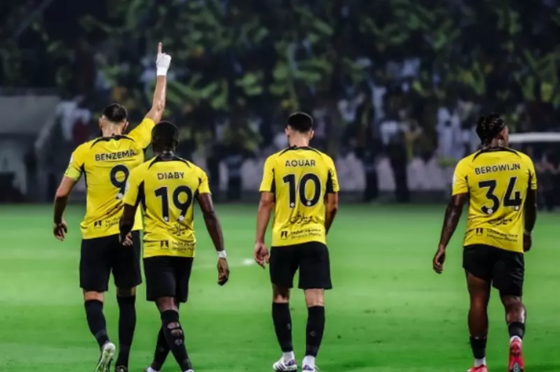 بعد تعثر الهلال، ما الذي يحتاجه اتحاد جدة للفوز بالدوري السعودي؟ 2 بعد تعثر الهلال، ما الذي يحتاجه اتحاد جدة للفوز بالدوري السعودي؟
