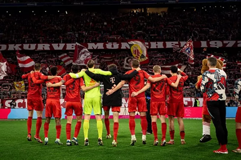 بايرن ميونيخ يقترب من الفوز باللقب في الدوري الألماني 2 بايرن ميونيخ يقترب من الفوز باللقب في الدوري الألماني