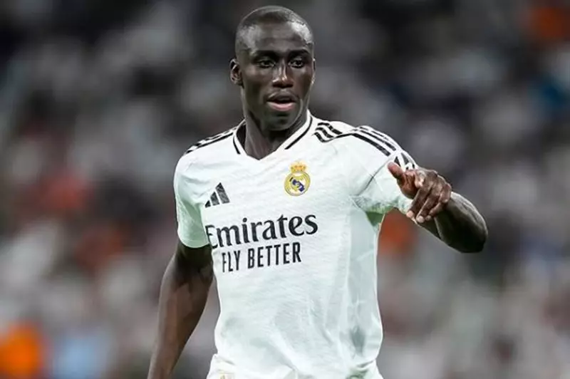 تقارير توضح موقف ميندي من اللعب مع ريال مدريد ضد برشلونة 2 تقارير توضح موقف ميندي من اللعب مع ريال مدريد ضد برشلونة