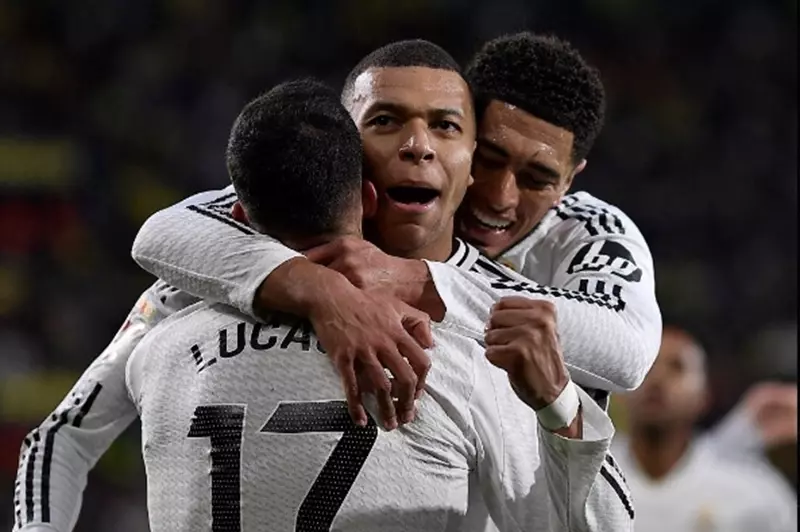 غياب مبابي عن قائمة ريال مدريد لمواجهة أتلتيك بلباو في الدوري الإسباني 2 غياب مبابي عن قائمة ريال مدريد لمواجهة أتلتيك بلباو في الدوري الإسباني