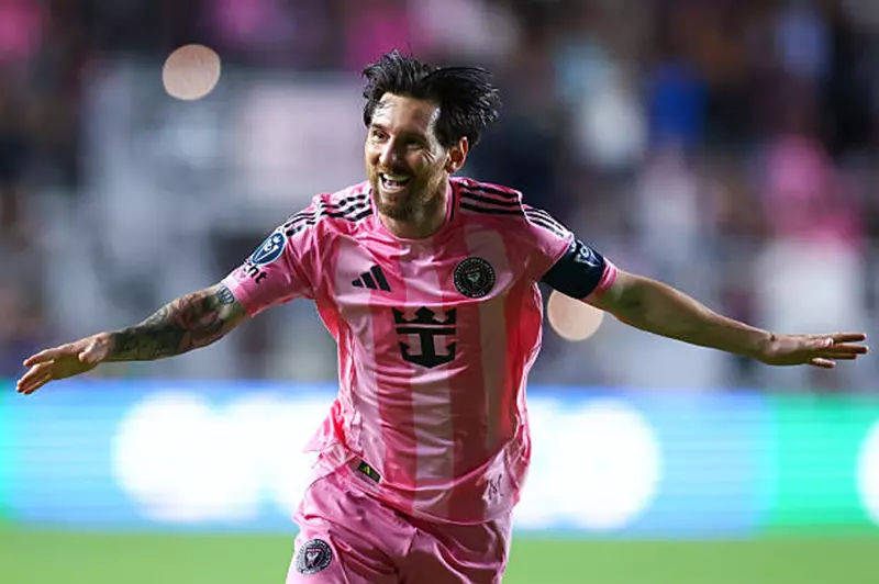 ميسي يتحدث عن عودته إلى برشلونة وتأثير جوارديولا على كرة القدم والتتويج بكأس العالم 2 ميسي يتحدث عن عودته إلى برشلونة وتأثير جوارديولا على كرة القدم والتتويج بكأس العالم
