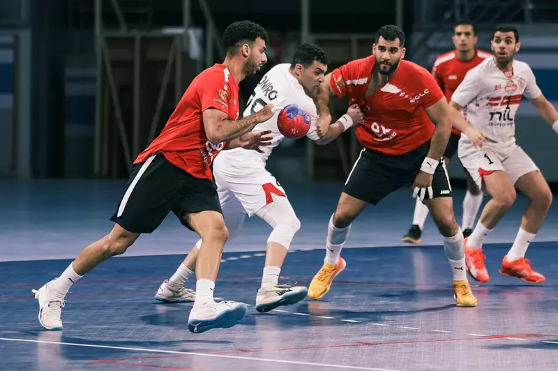 الأهلي يتوج بكأس مصر ويحقق الرباعية في مواجهة الزمالك 2 الأهلي يتوج بكأس مصر ويحقق الرباعية في مواجهة الزمالك