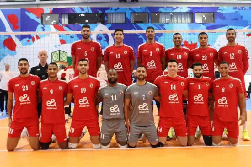 الأهلي يفوز على الفتح المغربي في بداية مشواره ببطولة أفريقيا لكرة الطائرة 2 الأهلي يفوز على الفتح المغربي في بداية مشواره ببطولة أفريقيا لكرة الطائرة
