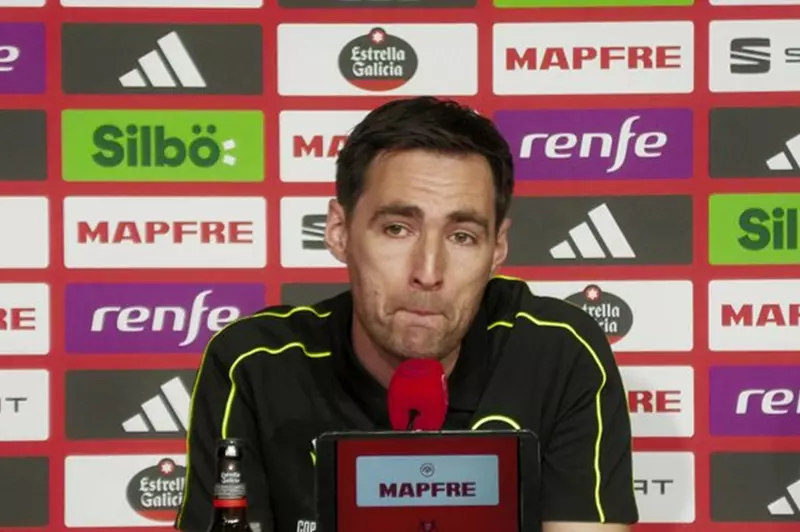 ريال مدريد يطالب بتغيير حكام الكلاسيكو بعد الهجوم والدموع 2 ريال مدريد يطالب بتغيير حكام الكلاسيكو بعد الهجوم والدموع