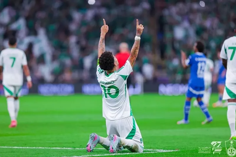 أهلي جدة يتأهل لنهائي دوري أبطال آسيا على حساب الهلال للمرة الثالثة 2 أهلي جدة يتأهل لنهائي دوري أبطال آسيا على حساب الهلال للمرة الثالثة