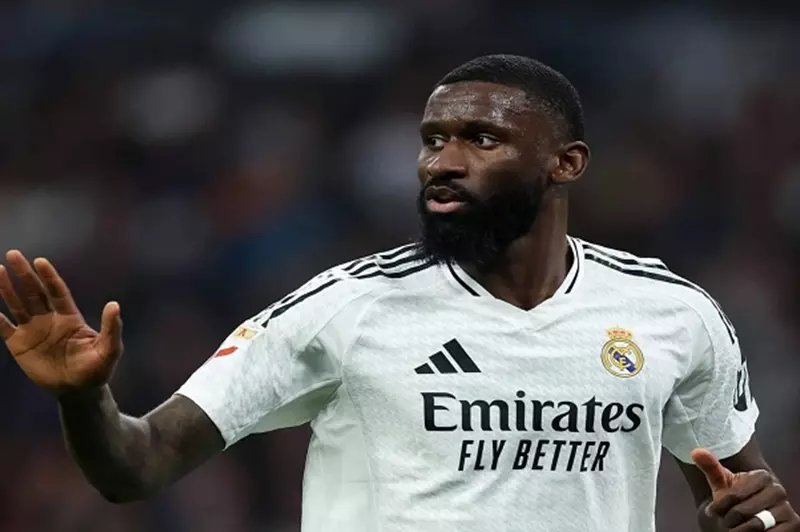 ريال مدريد: روديجر يخضع لجراحة وقد يعود في مونديال الأندية 2 ريال مدريد: روديجر يخضع لجراحة وقد يعود في مونديال الأندية