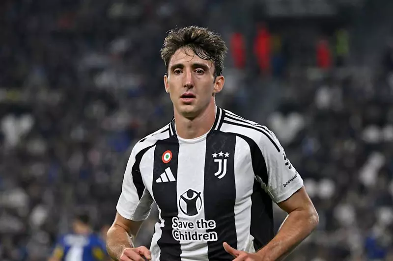 ليفربول يسعى للتعاقد مع كامبياسو كبديل محتمل لأرنولد 2 ليفربول يسعى للتعاقد مع كامبياسو كبديل محتمل لأرنولد