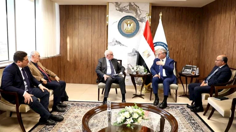 وزير البترول يتناول أنشطة تكنيب إنرجيز الإيطالية في مصر وخططها المستقبلية 2 وزير البترول يتناول أنشطة تكنيب إنرجيز الإيطالية في مصر وخططها المستقبلية