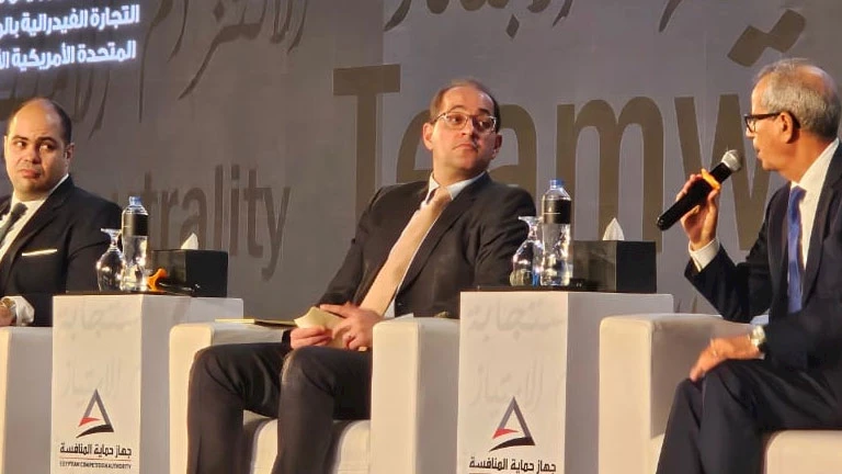 وزير المالية: 10 مشروعات استثمارية بالشراكة مع القطاع الخاص في العام المالي الحالي 2 وزير المالية: 10 مشروعات استثمارية بالشراكة مع القطاع الخاص في العام المالي الحالي