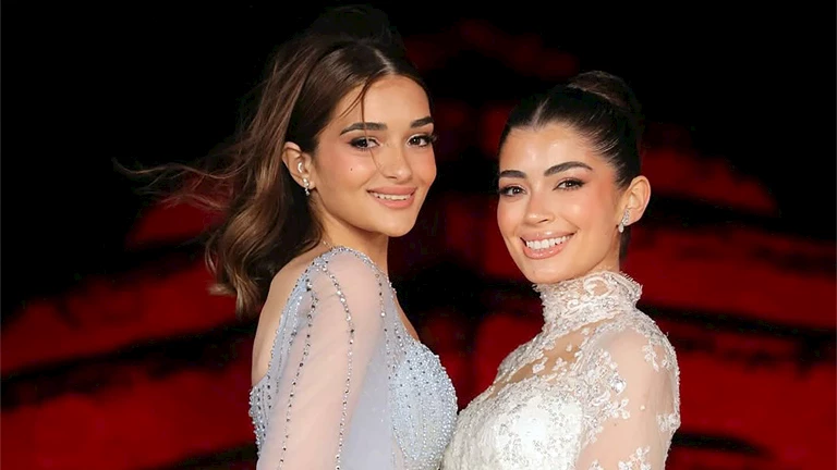 ملك زاهر تشارك صورًا جديدة من زفاف شقيقتها ليلى وتوجه لها رسالة خاصة 2 ملك زاهر تشارك صورًا جديدة من زفاف شقيقتها ليلى وتوجه لها رسالة خاصة
