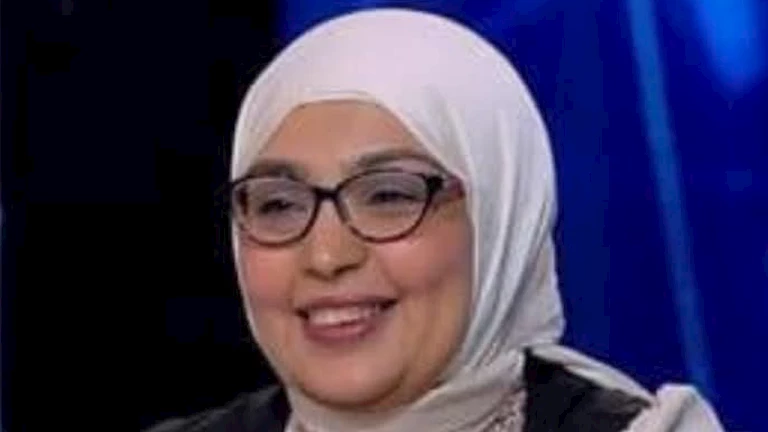"قومي المرأة" يهنئ الدكتورة شيماء أبو زيد بفوزها بجائزة Breakthrough في الفيزياء 2 "قومي المرأة" يهنئ الدكتورة شيماء أبو زيد بفوزها بجائزة Breakthrough في الفيزياء