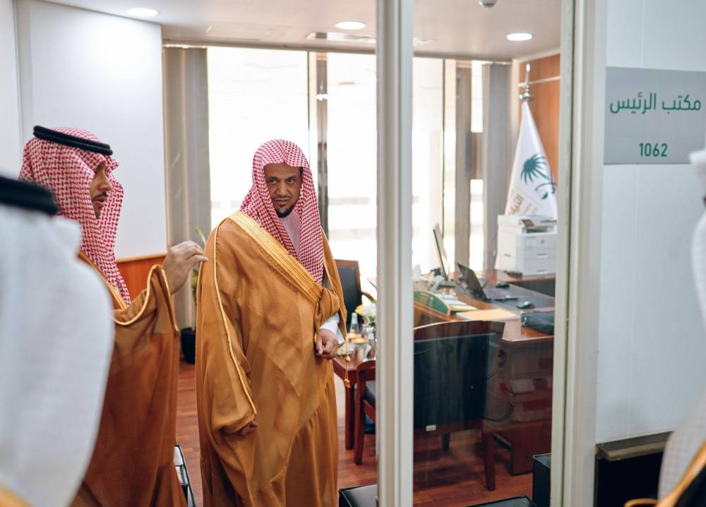 النائب العام يفتتح مكتب النيابة في مطار الملك فهد الدولي بالدمام 2 النائب العام يفتتح مكتب النيابة في مطار الملك فهد الدولي بالدمام