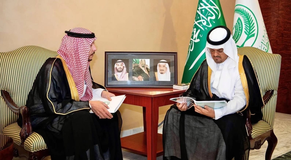 نائب أمير مكة يستقبل محافظ الطائف ويطلع على تقارير متعددة 2 نائب أمير مكة يستقبل محافظ الطائف ويطلع على تقارير متعددة