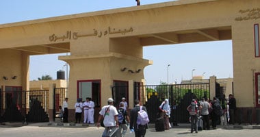 فتح ميناء رفح البري من الجانب المصري لليوم التاسع والثلاثين على التوالي 2 فتح ميناء رفح البري من الجانب المصري لليوم التاسع والثلاثين على التوالي