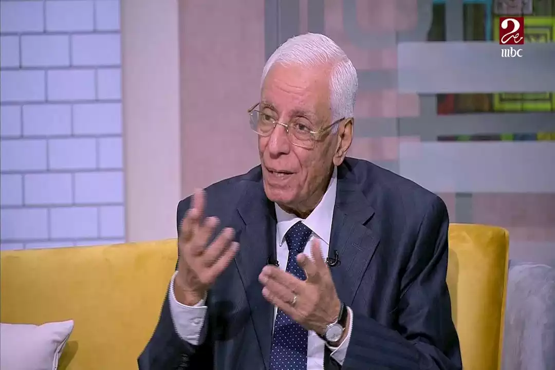 الدكتور حسام موافي يكشف عن أسباب تغير لون الجلد كعلامة على مرض خطير 2 الدكتور حسام موافي يكشف عن أسباب تغير لون الجلد كعلامة على مرض خطير