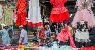 صادرات الملابس الجاهزة تحقق زيادة ملحوظة بنسبة 24% في الربع الأول من 2025، لتصل إلى 812 مليون دولار 2 صادرات الملابس الجاهزة تحقق زيادة ملحوظة بنسبة 24% في الربع الأول من 2025، لتصل إلى 812 مليون دولار