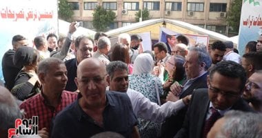 توافد متزايد للمشاركة في انتخابات نقابة الصحفيين مع صور توثق اللحظات 2 توافد متزايد للمشاركة في انتخابات نقابة الصحفيين مع صور توثق اللحظات