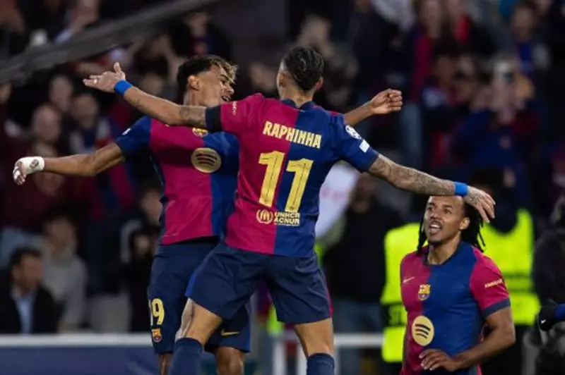 برشلونة يواجه خطر غياب 3 لاعبين في الكلاسيكو بعد إنذار أمام بلد الوليد 2 برشلونة يواجه خطر غياب 3 لاعبين في الكلاسيكو بعد إنذار أمام بلد الوليد