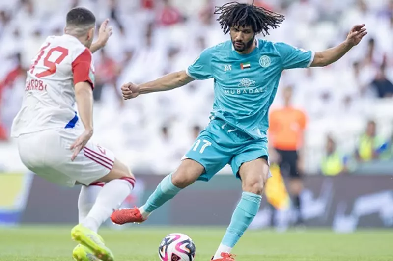 النني يتوج بلقب لاعب الشهر في الدوري الإماراتي بشكل رسمي 2 النني يتوج بلقب لاعب الشهر في الدوري الإماراتي بشكل رسمي