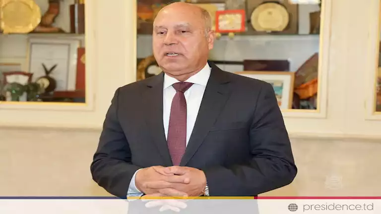 الوزير يؤكد أن البنية التحتية تمثل شرايين الحياة ويعلن عن تنفيذ تكليفات رئاسية لتعزيز الاقتصاد الوطني 2 الوزير يؤكد أن البنية التحتية تمثل شرايين الحياة ويعلن عن تنفيذ تكليفات رئاسية لتعزيز الاقتصاد الوطني