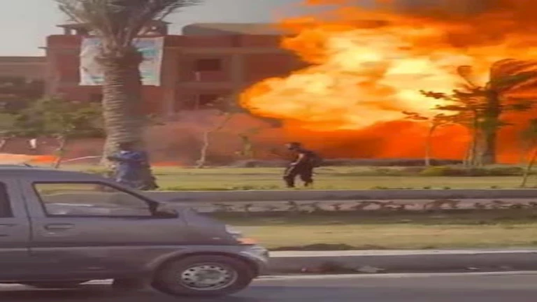 استئناف تدفق الغاز إلى مدينة 6 أكتوبر بعد انتهاء أعمال الصيانة 2 استئناف تدفق الغاز إلى مدينة 6 أكتوبر بعد انتهاء أعمال الصيانة