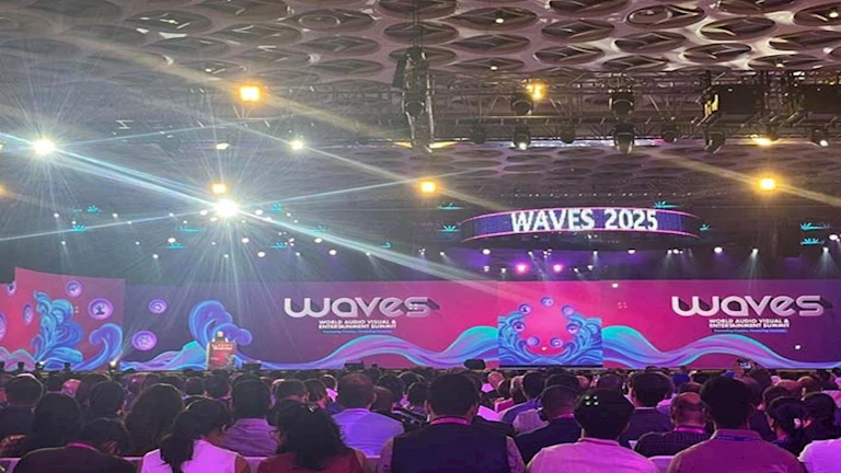 وزير الثقافة يتوجه إلى مومباي للمشاركة في قمة WAVES العالمية 2 وزير الثقافة يتوجه إلى مومباي للمشاركة في قمة WAVES العالمية